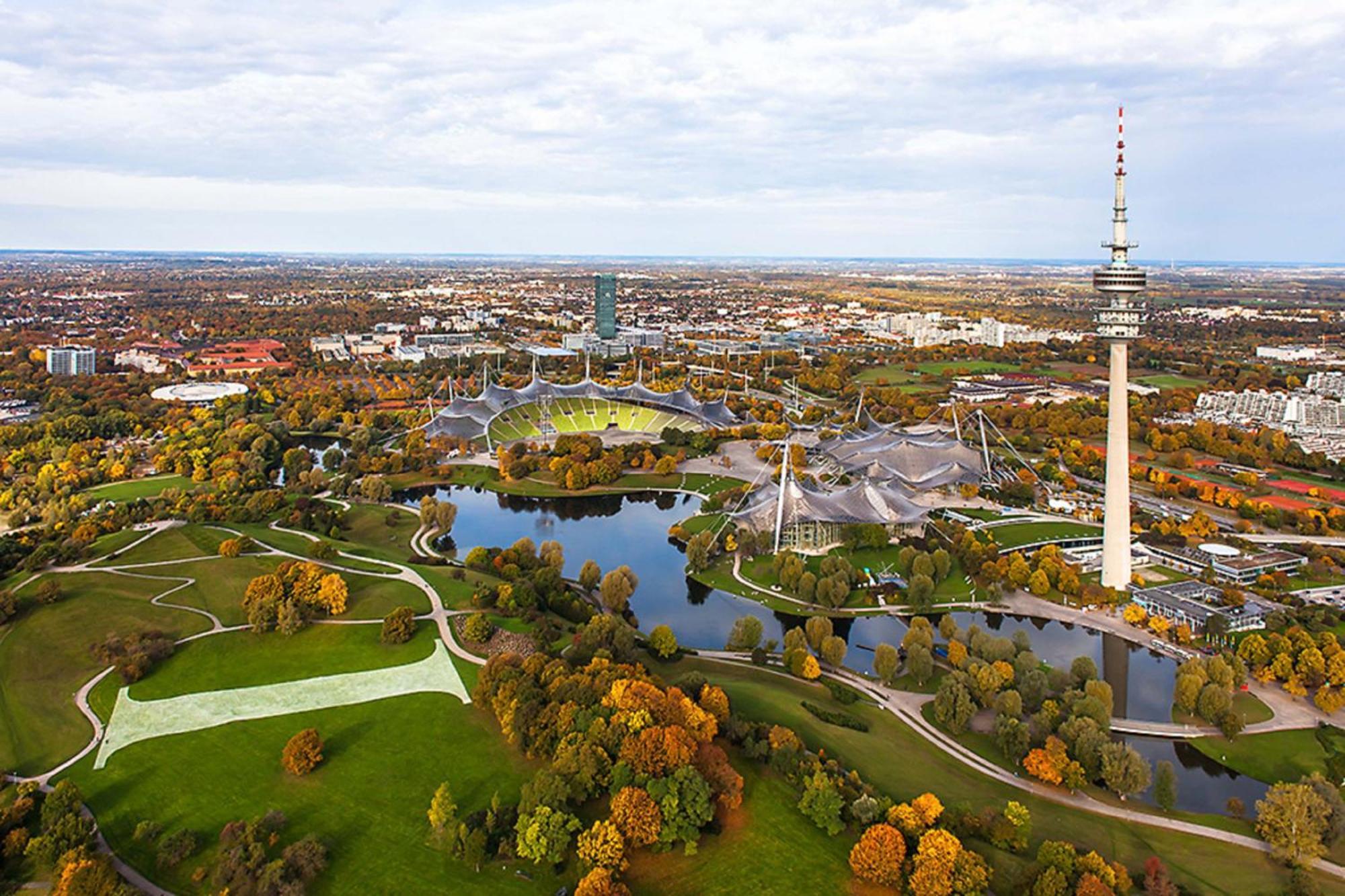 Holiday Inn Express Munich - Olympiapark, An Ihg Hotel Exteriér fotografie